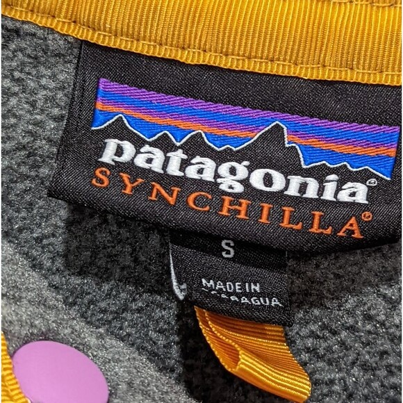 Women’s Patagonia Synchilla Snap-T fleece pullover gray Purple size small - Picture 6 of 6